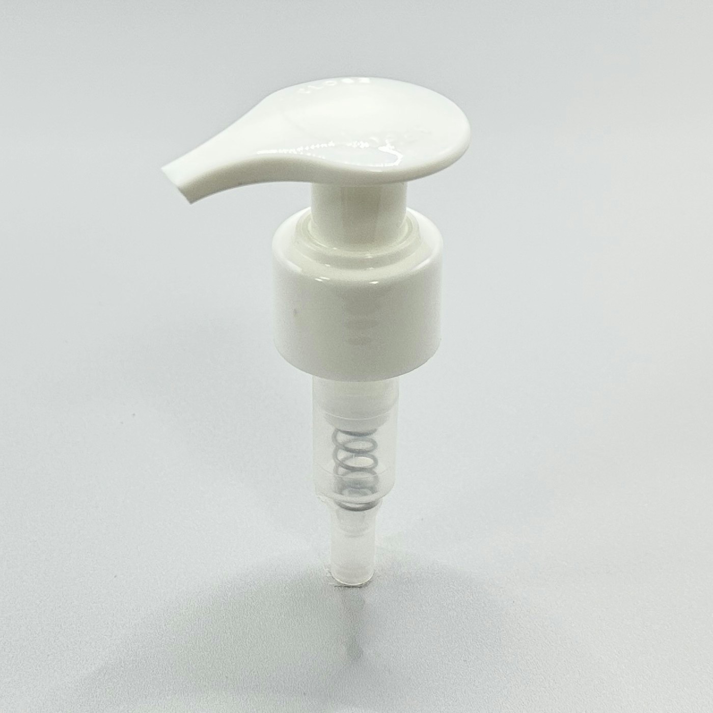 28/415 1.5cc Right-Left Lock Lotion Pump for Shampoo