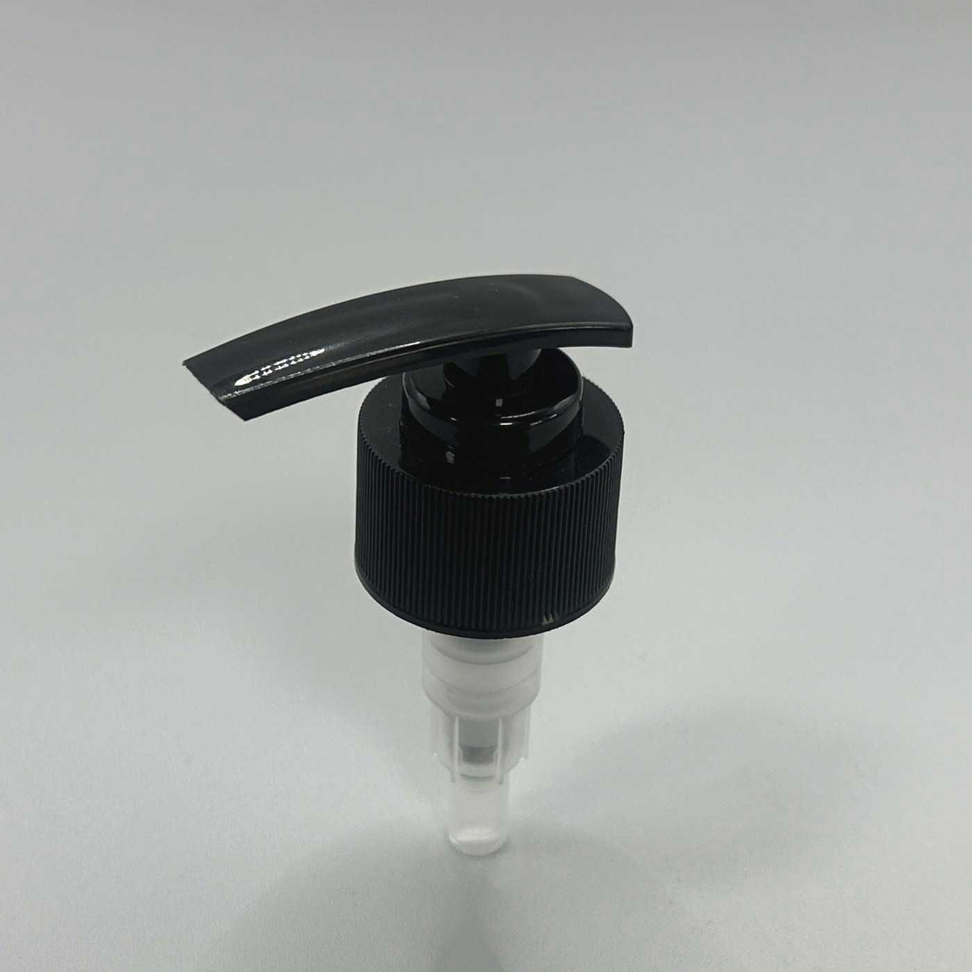 24/415 1.5cc Screw Lotion Pump for Body Care