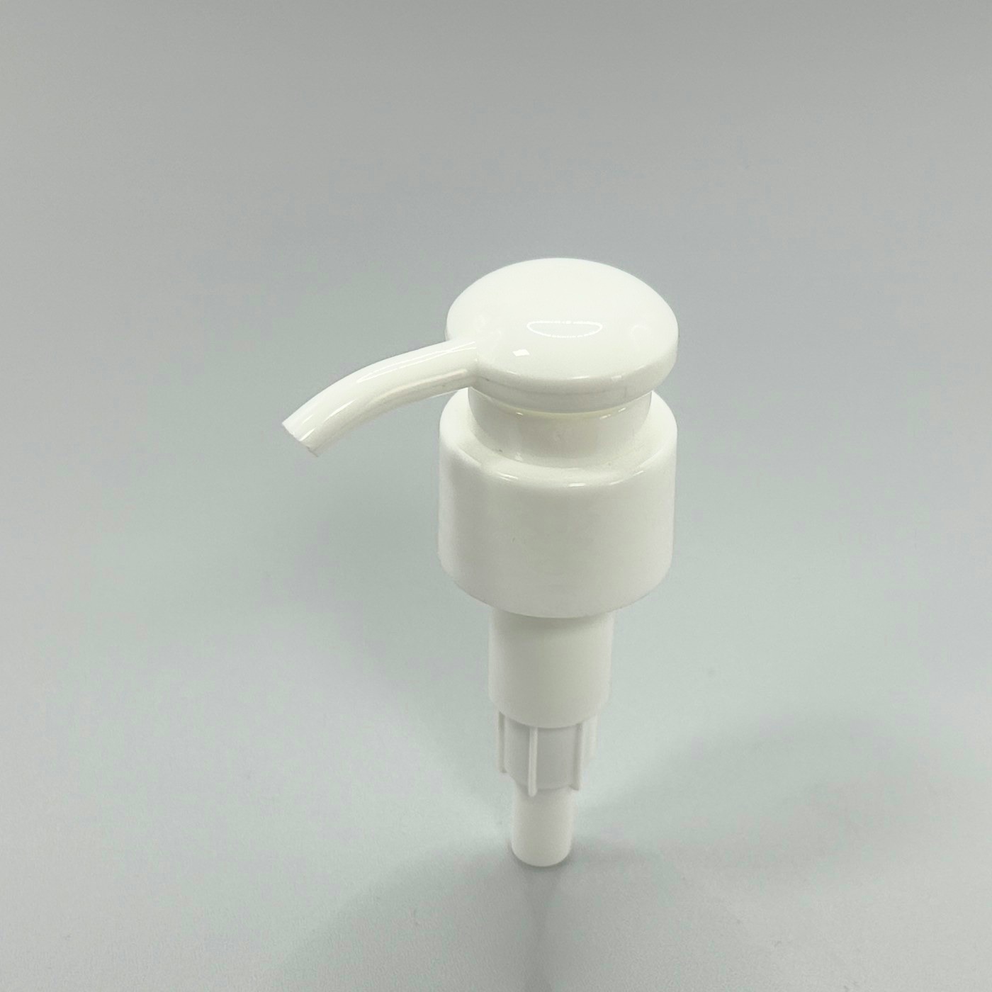 24/415 1.5cc Screw Lotion Pump for Facial Cleanser