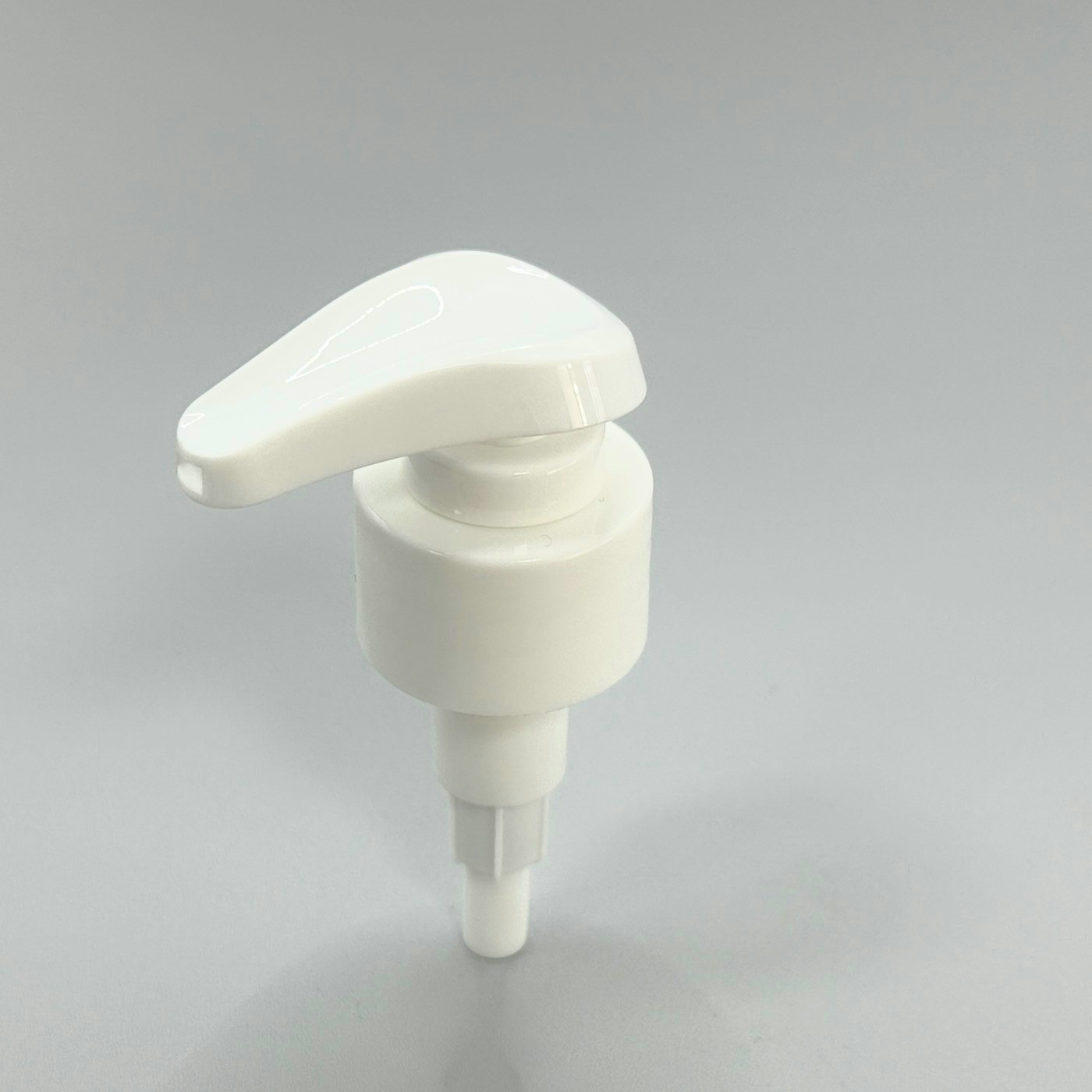 24/410 1.5cc Screw Lotion Pump for Sanitizer Gel